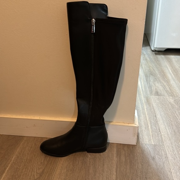 Michael Kora tall leather size 7 boot Bromley over the knee - Picture 3 of 5
